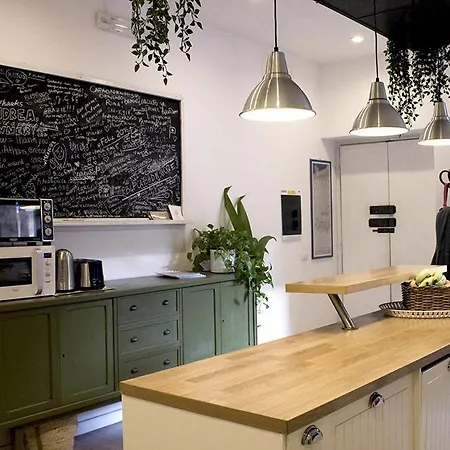 A+ Bed & Breakfast Rome